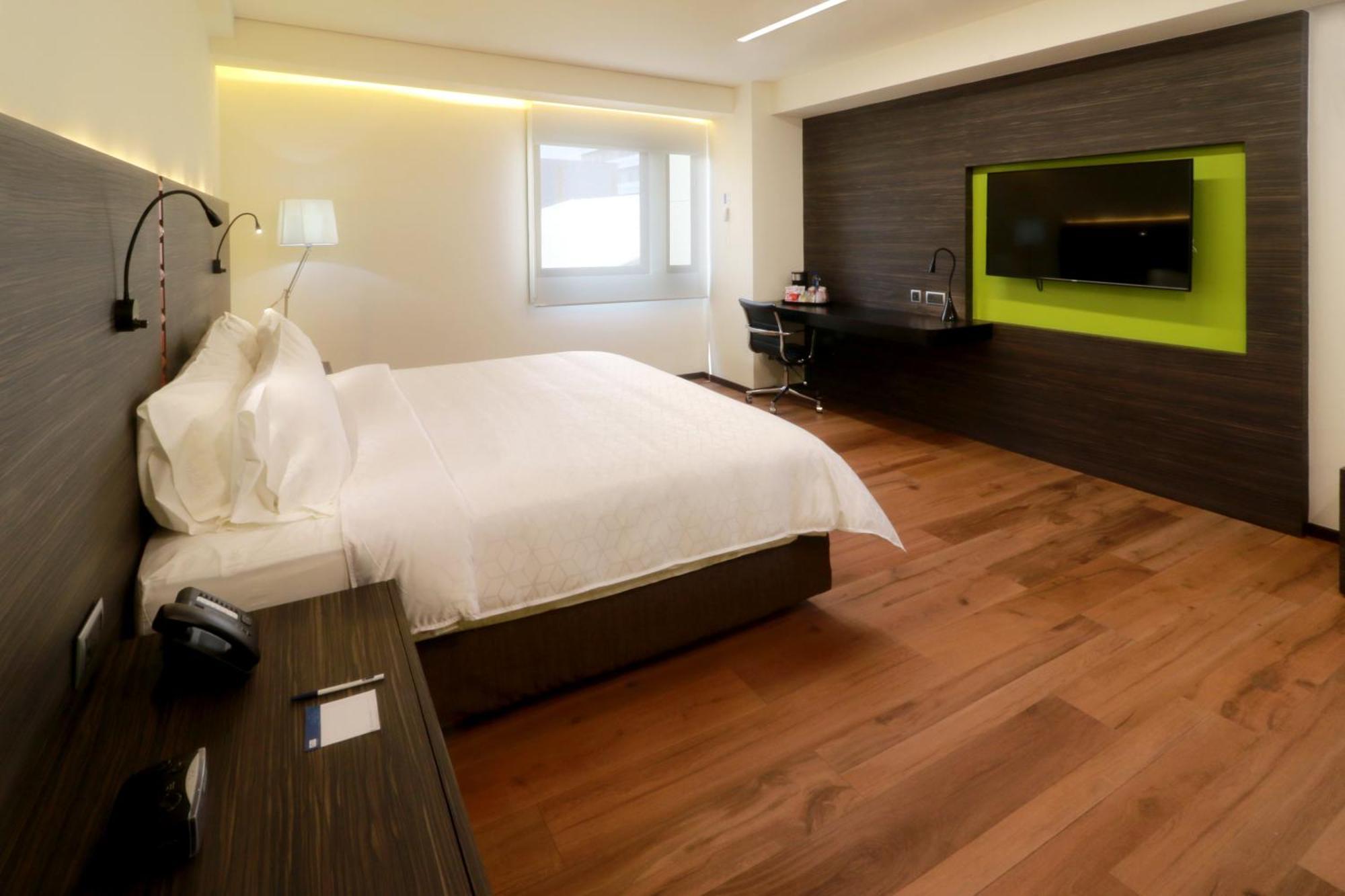Habitación Estándar con ducha accesible en silla de ruedas - cama extragrande - Adaptada para personas con movilidad reducida